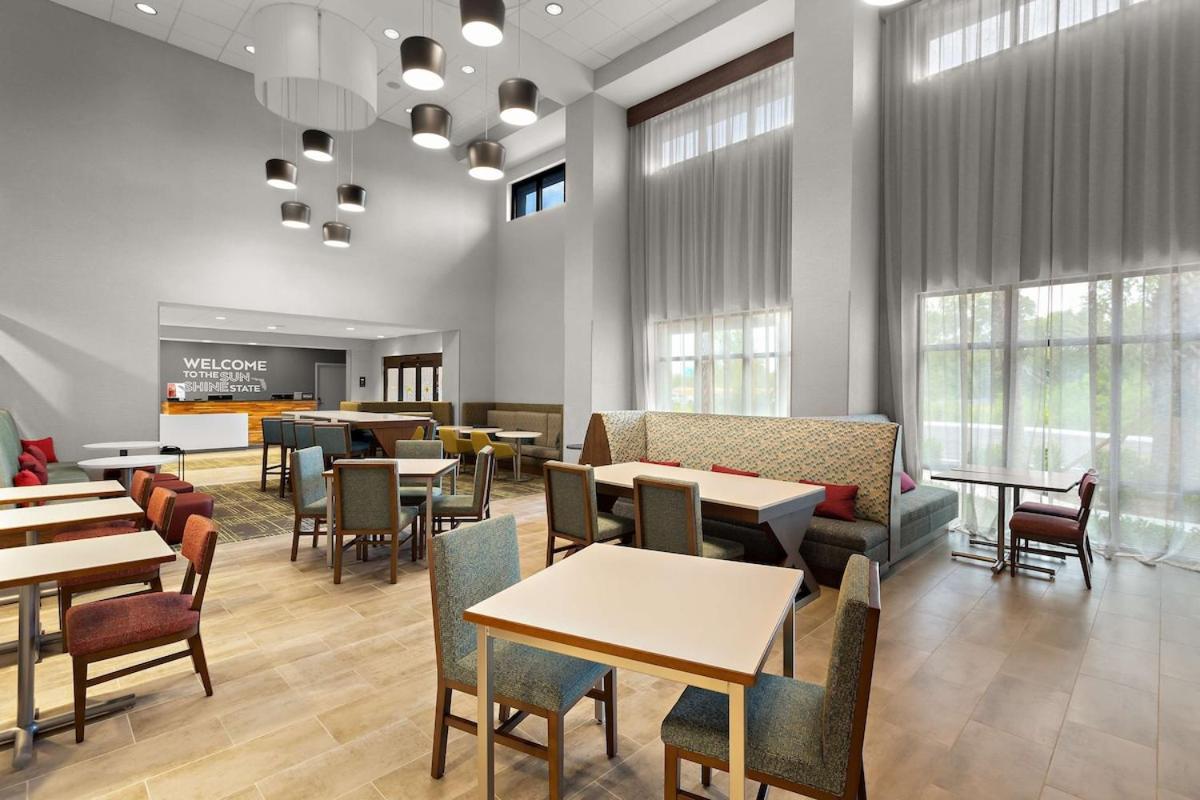 Hampton Inn & Suites Ruskin I-75, Fl Ngoại thất bức ảnh